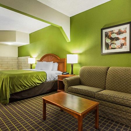 Quality Inn & Suites Orangeburg Kültér fotó