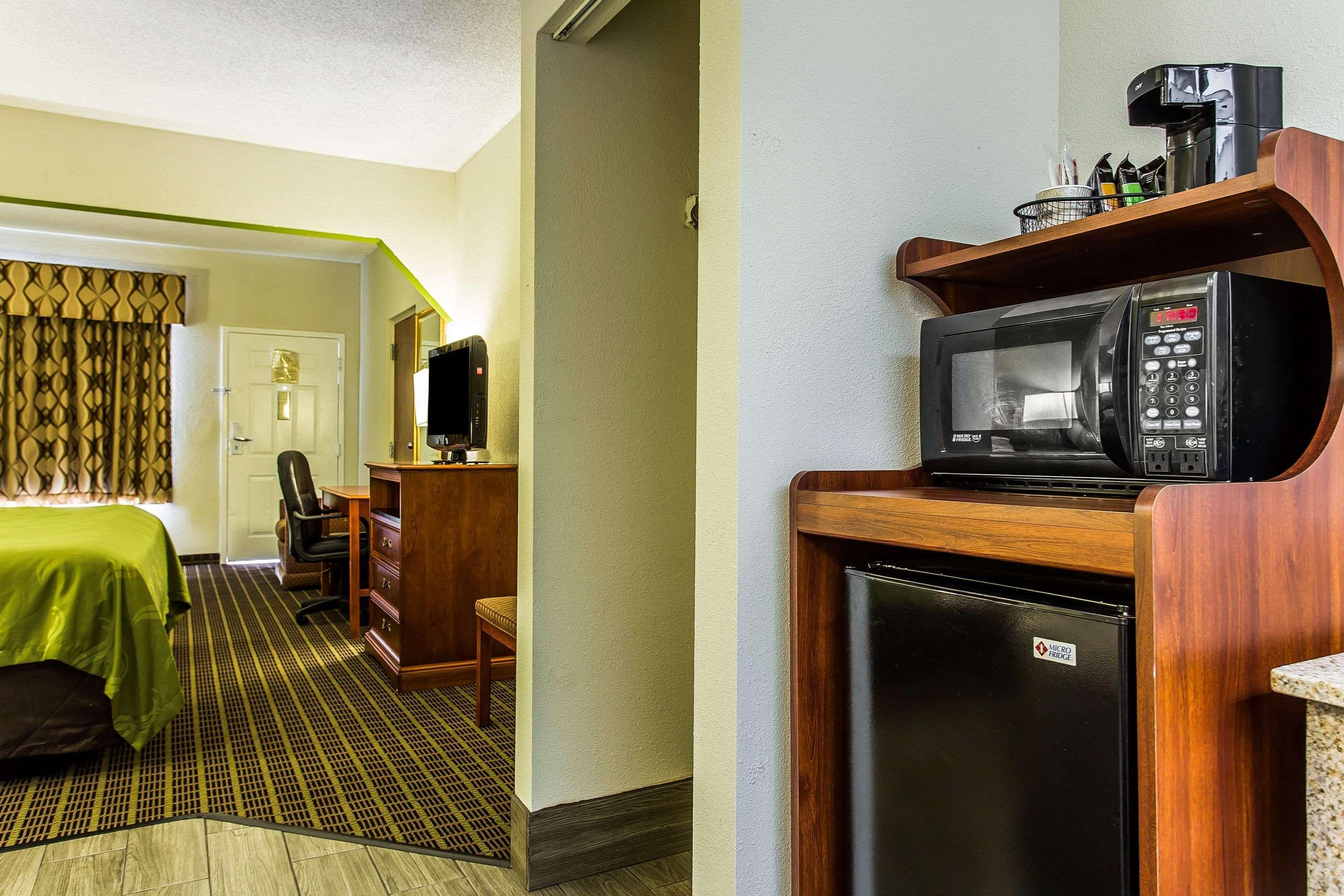 Quality Inn & Suites Orangeburg Kültér fotó